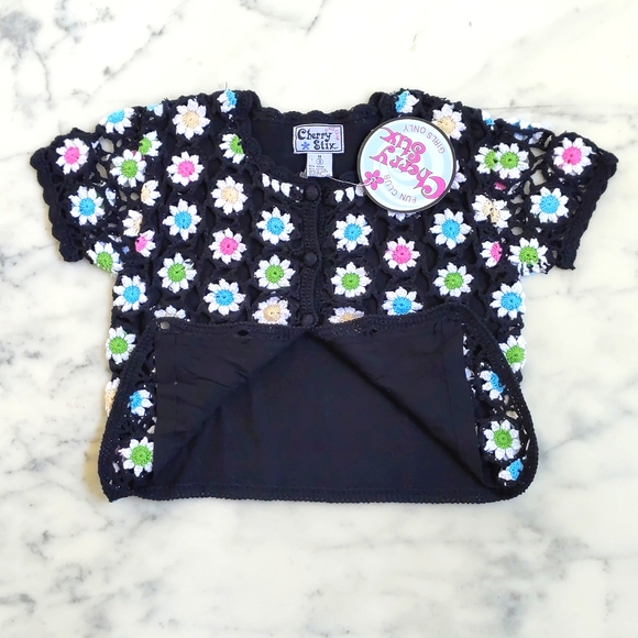 NWT. Multicolor Crochet Flowers Ramie Cotton Short Sleeve Cardigan Sweater. - Picture 3 of 7